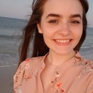 Meet your Posher, Angie